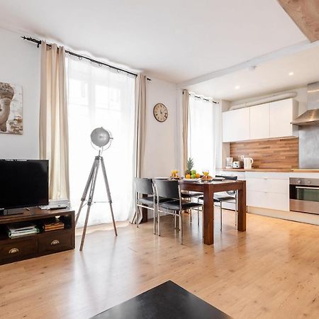 Rue Cler - Eiffel Tower City Apartment 巴黎 外观 照片